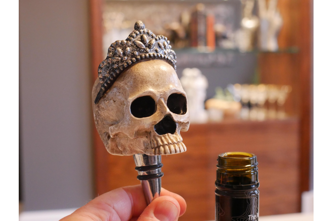 Skull Wine/Champagne Bottle Stopper