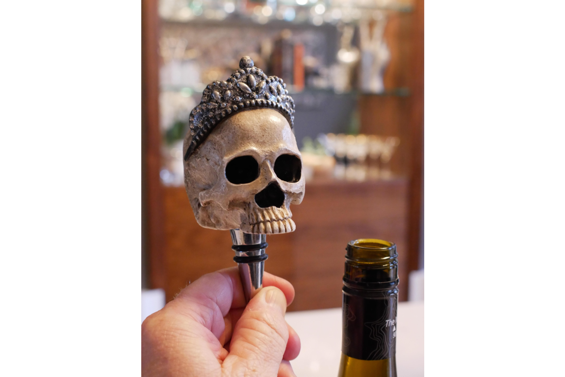 Skull Wine/Champagne Bottle Stopper